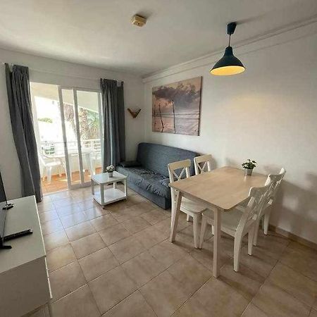 Mitjana Apartamento Con Piscina Ciutadella  Exterior photo
